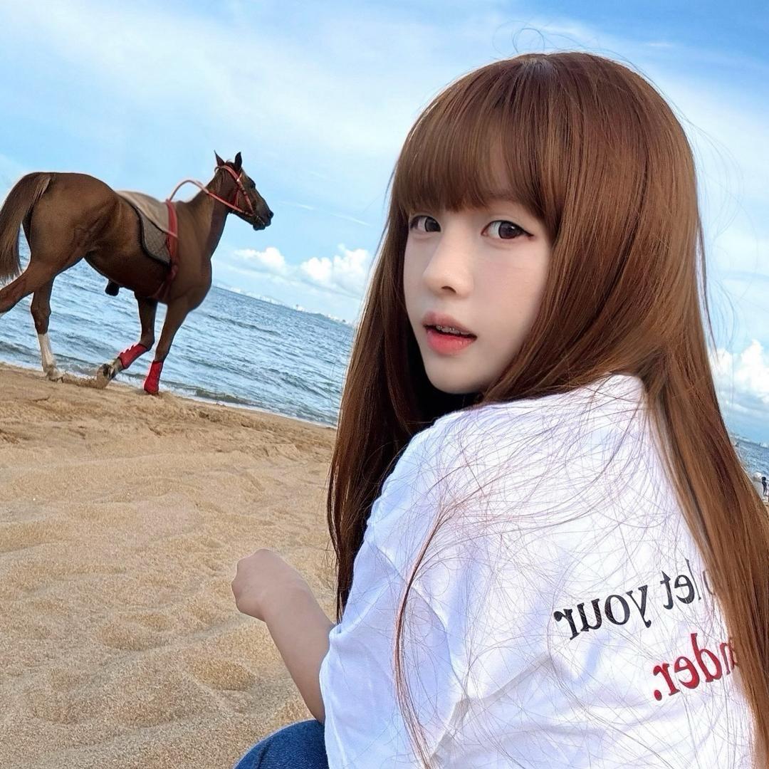 邪恶少女