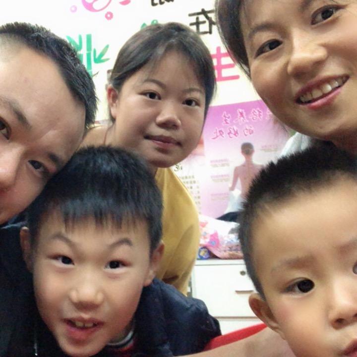 三胎宝妈的摆地摊日常
