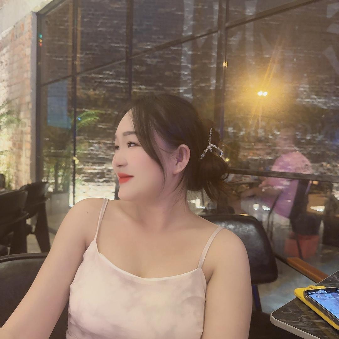 谭 小姐💋……