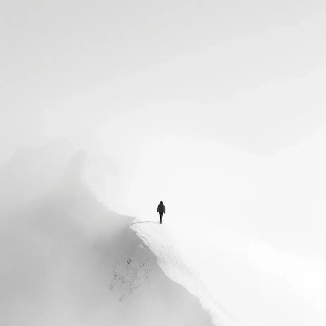 ￴