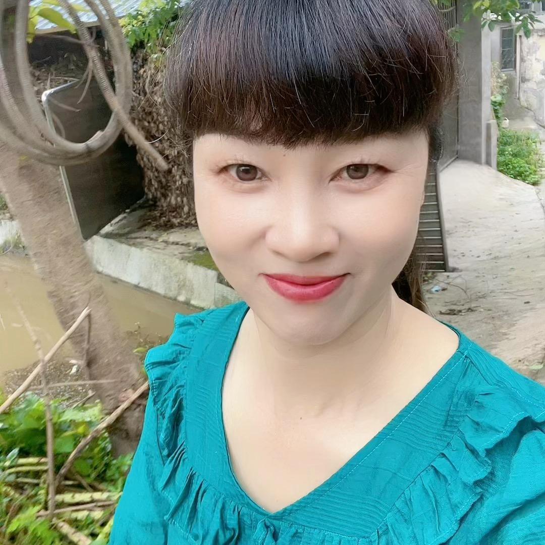 泸州幺妹（晩八点半直播）