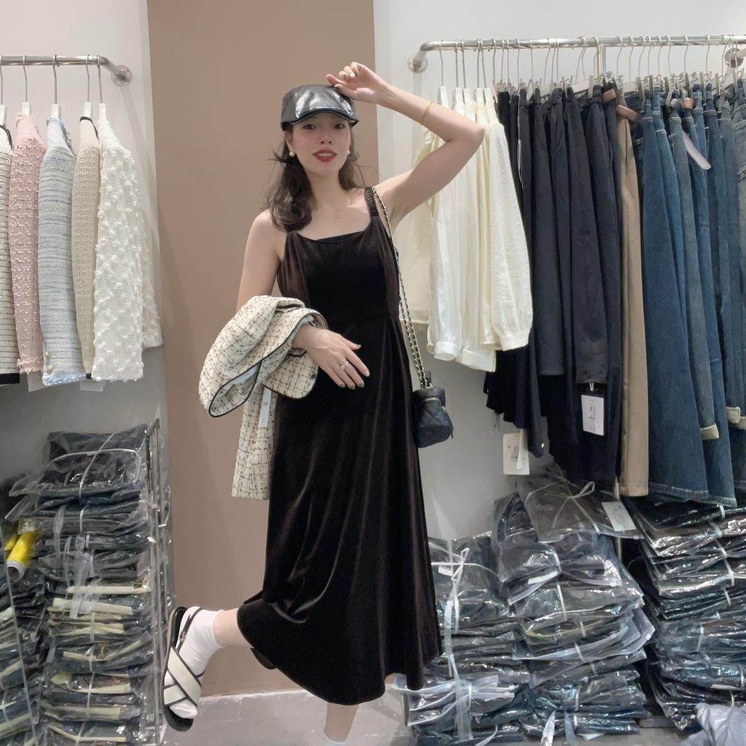 依美儿女装批发店铺
