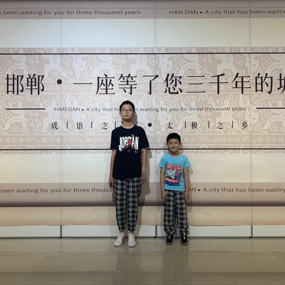 鸣卓双子（张磊）