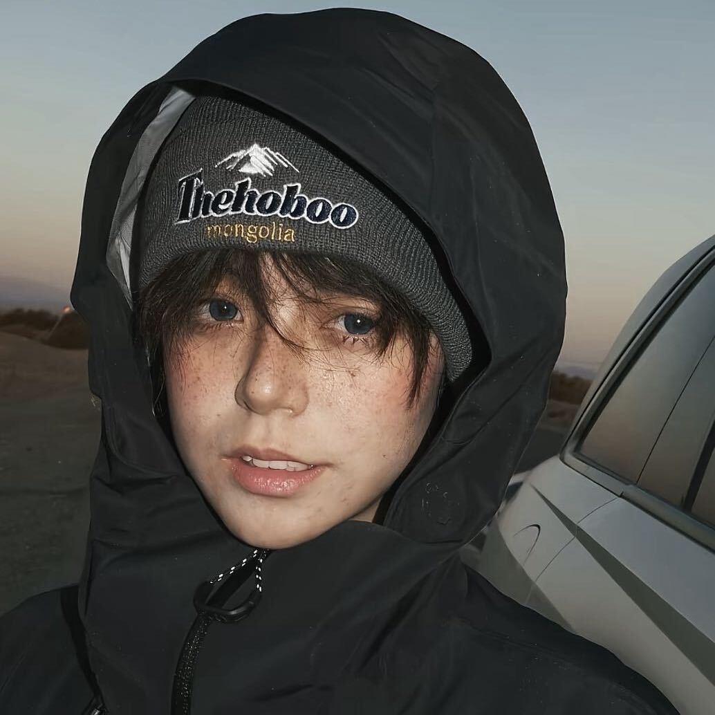 人生何处不青山