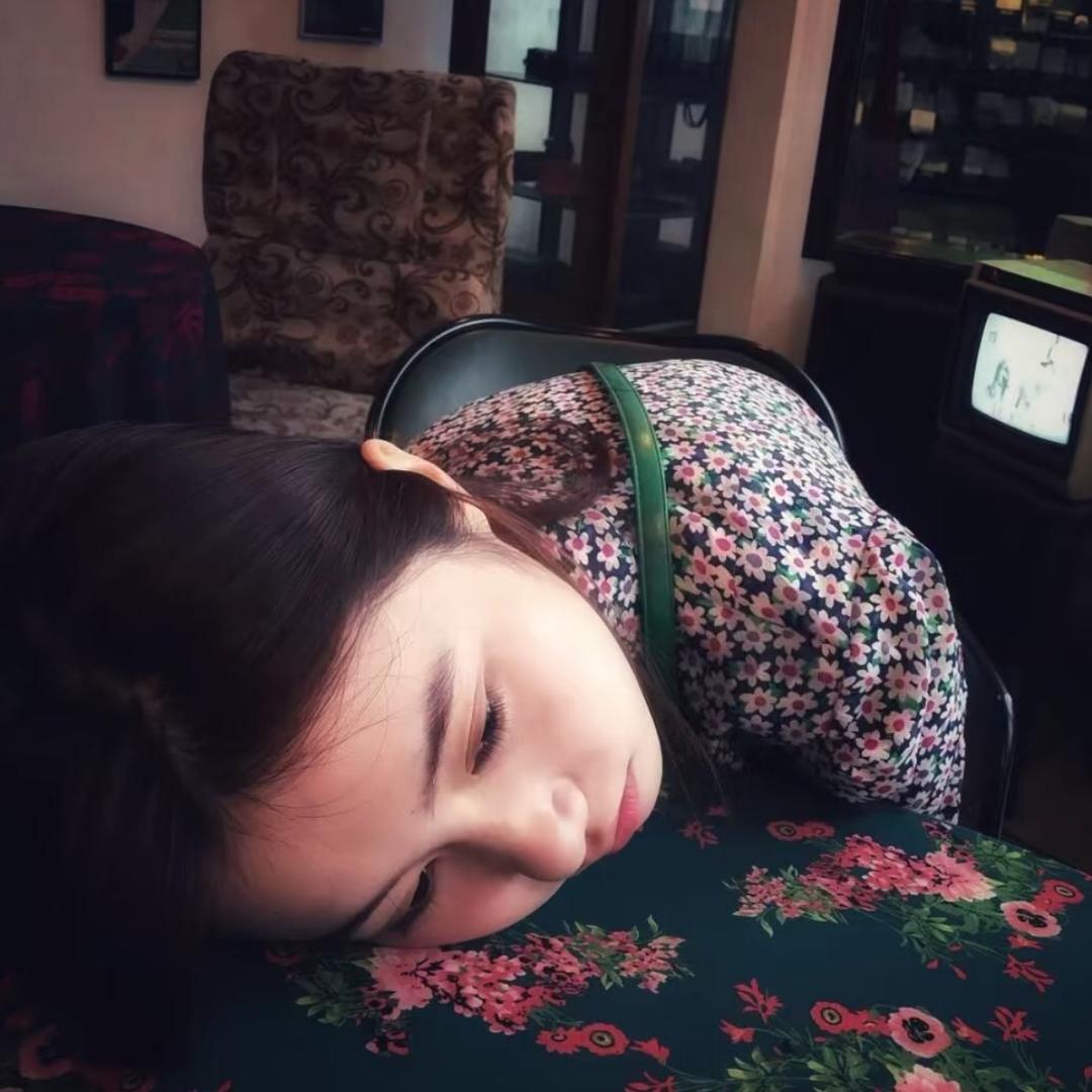 .闪闪