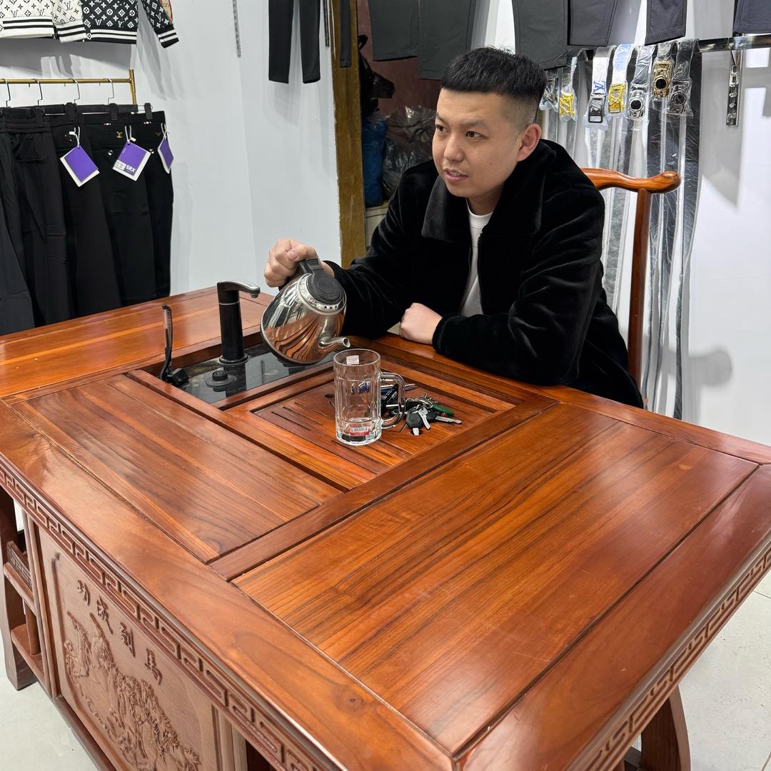 彦哥带你们飞...