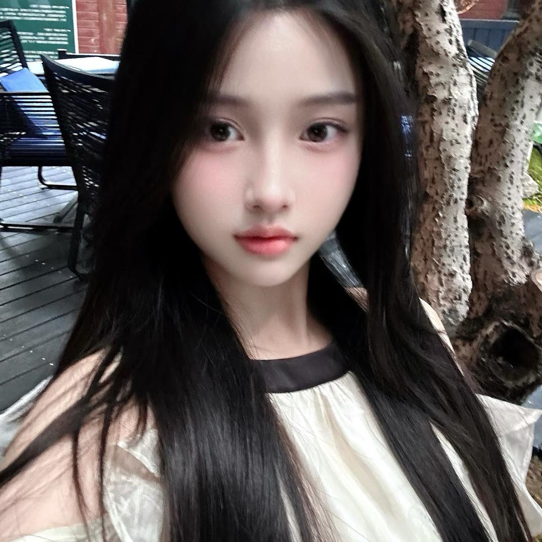 依依