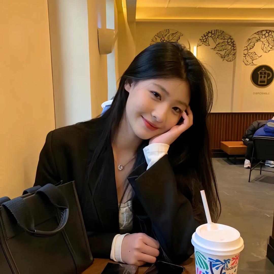 集成墙板木饰面