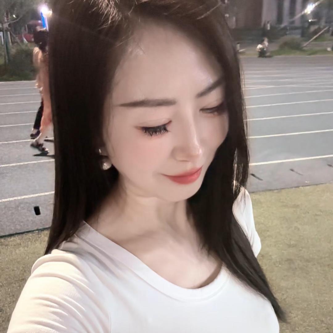 落落☀️