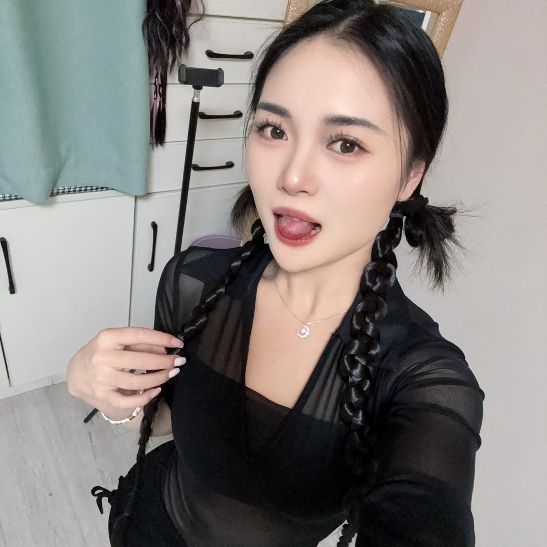 月亮的亮🌙