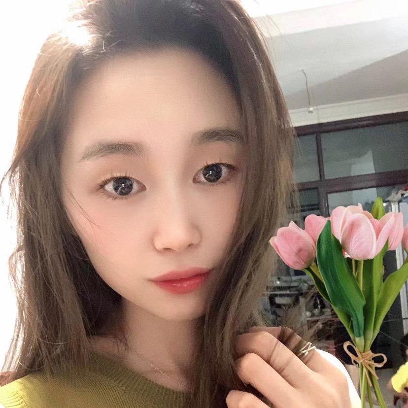 范范～吖