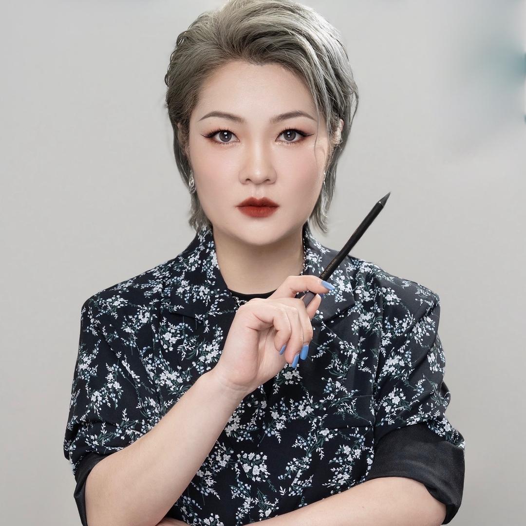 芳芳野生丝羽眉