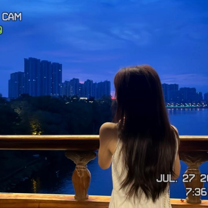 Yy