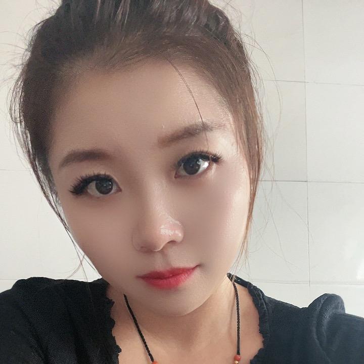 爱 😄 的 大 婷