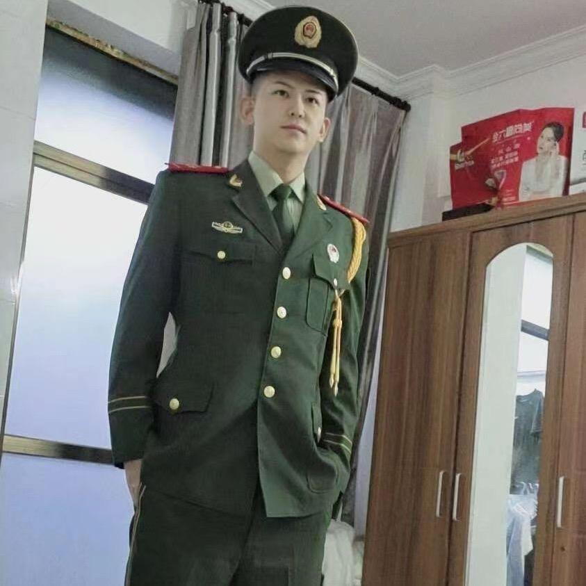 丽江古城客栈老板