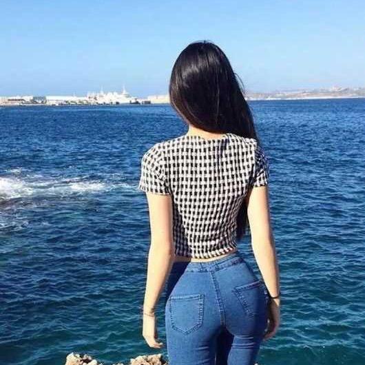 红 姐.