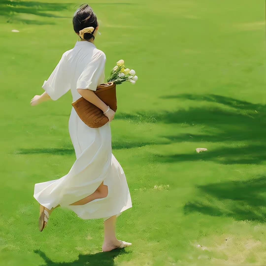 黛希婚纱·迪迪