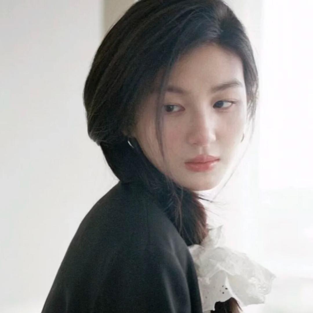 小朱穿什么
