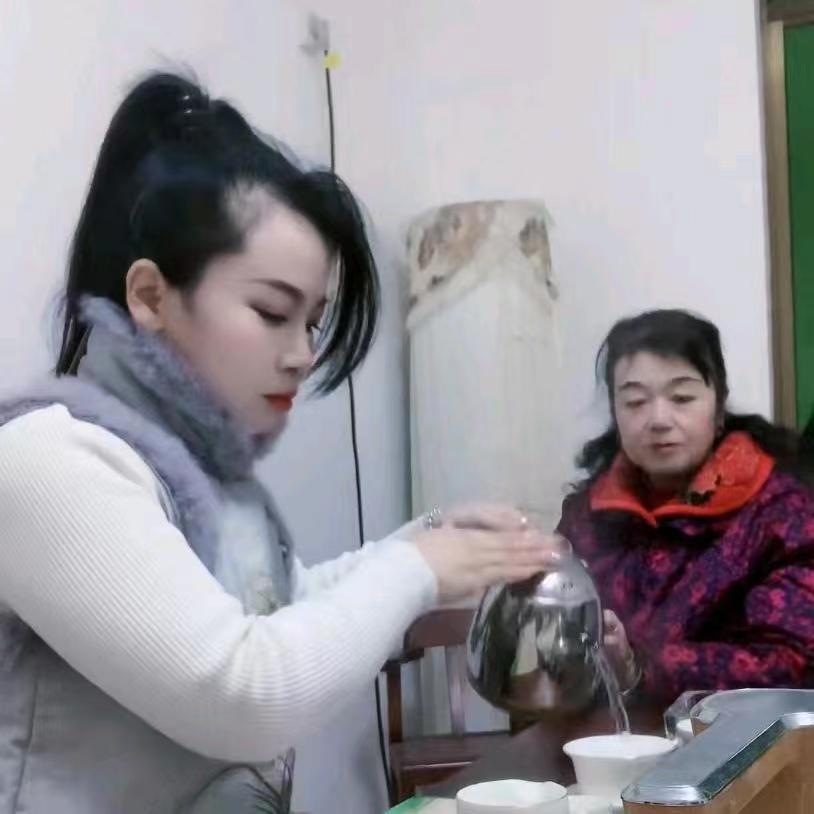 毛女微微