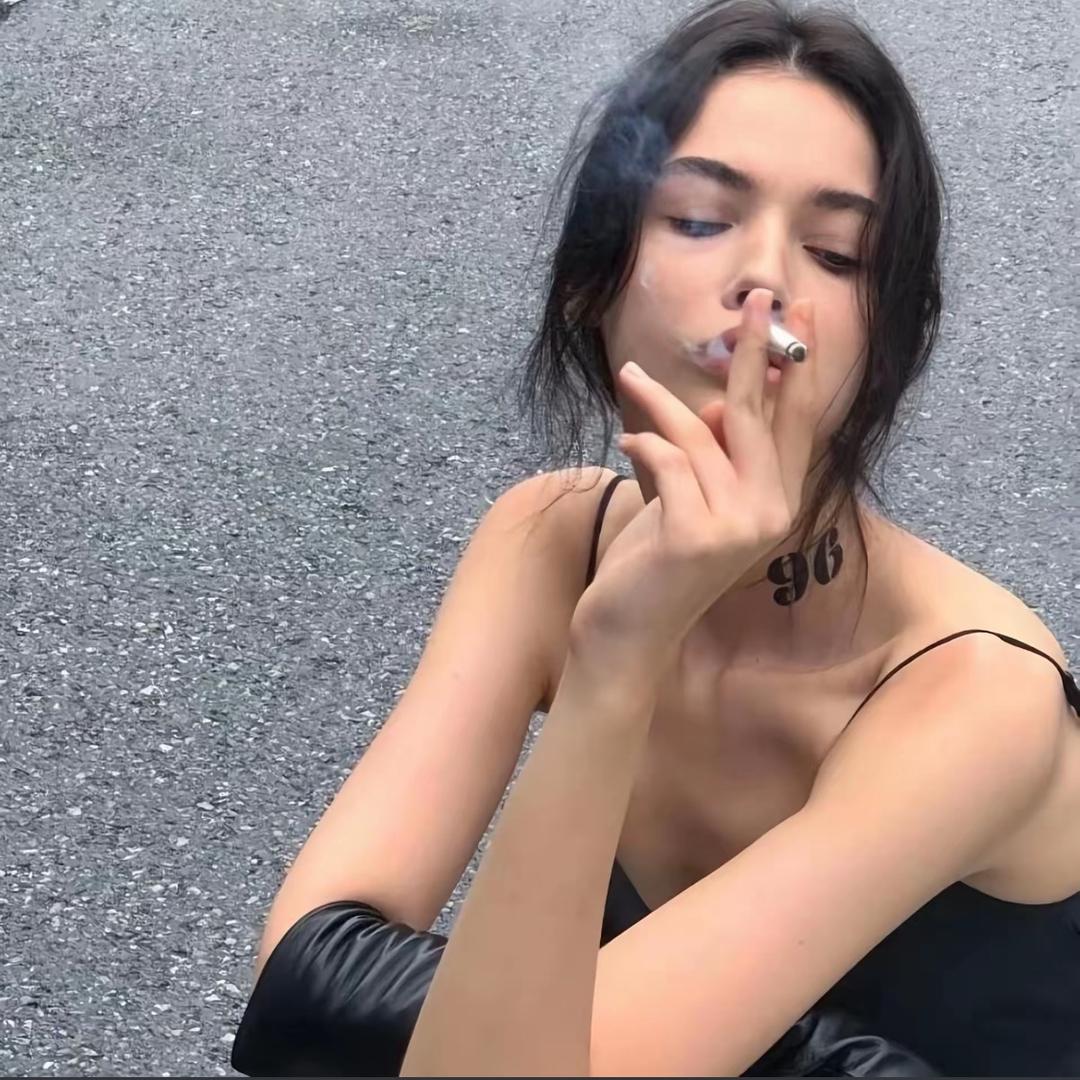 /困啦😋