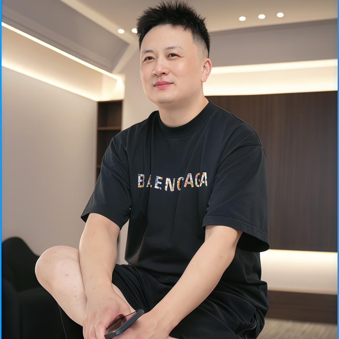 生产鹅绒服的老板