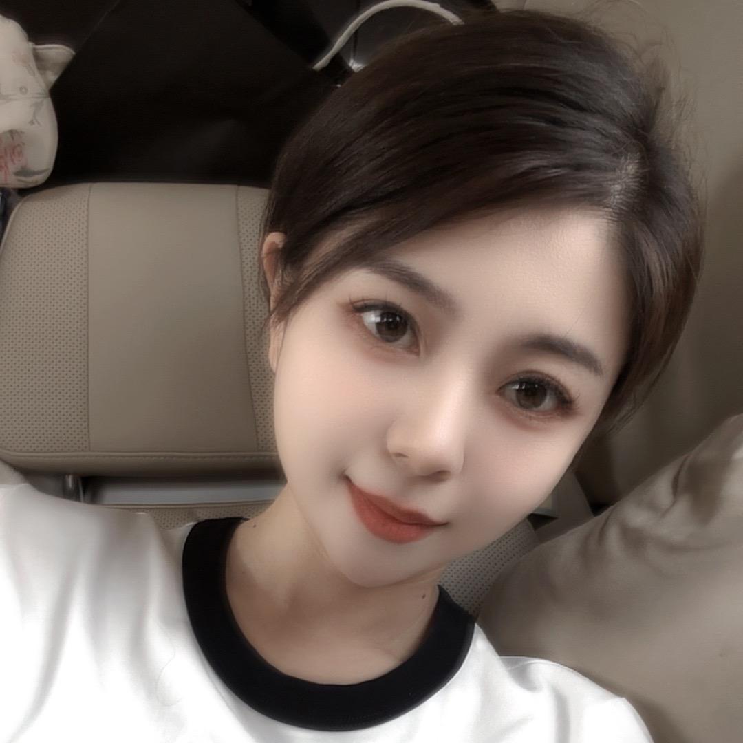 大静（穿搭在橱窗）