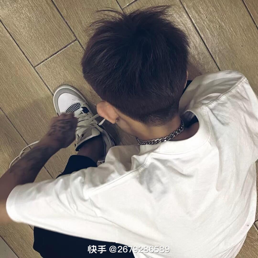 练不会跳杀不改名🏸