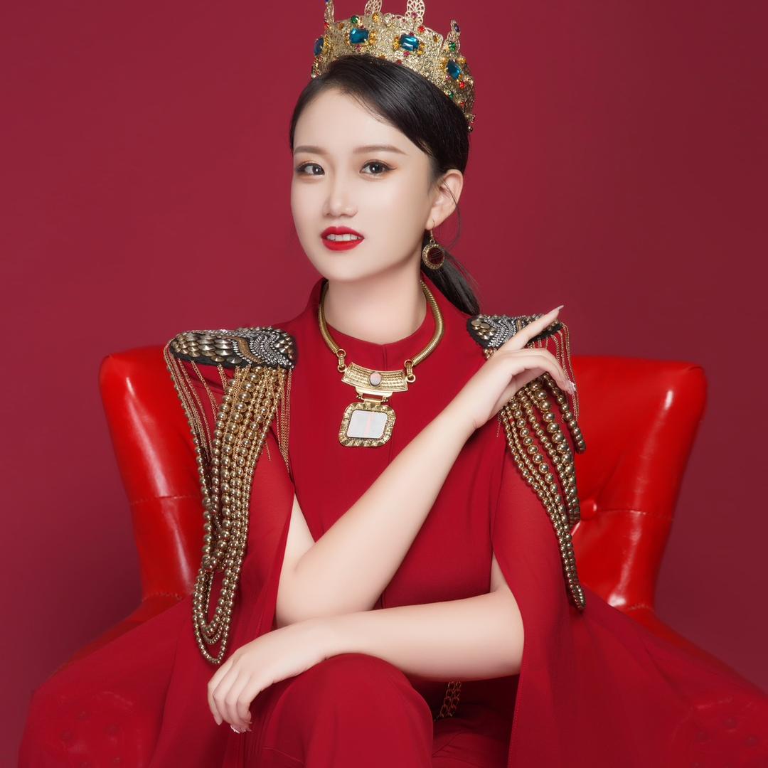 新新很可爱吖