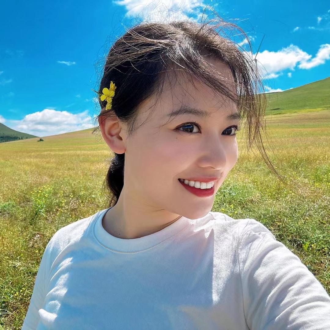 白帆笑了😊