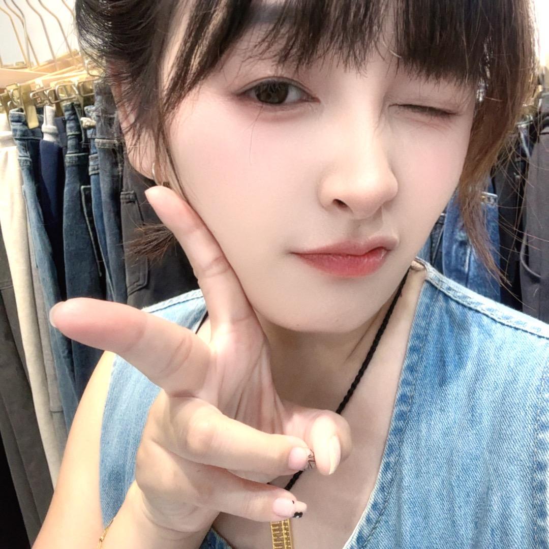 多米鞋柜&花时间女装