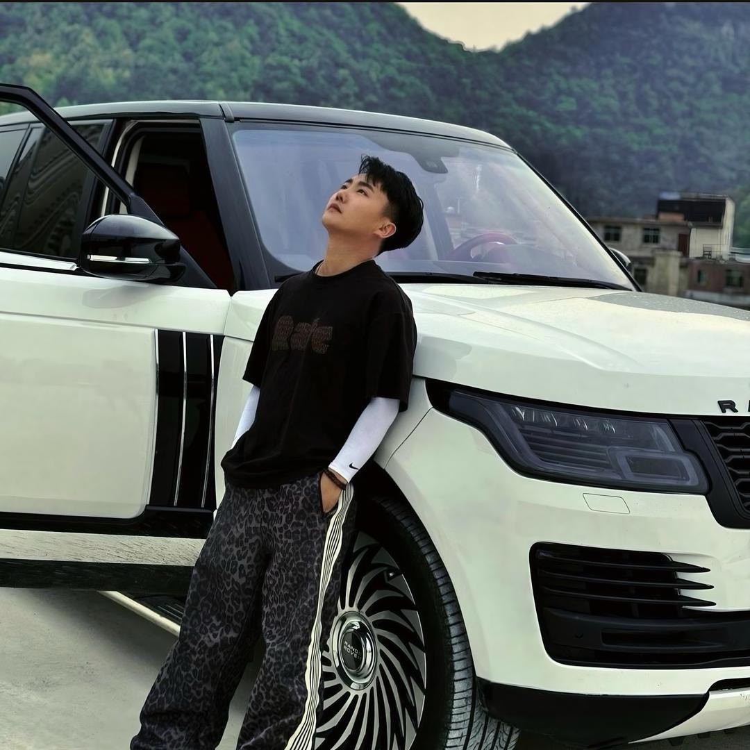 贵阳小谭汽车