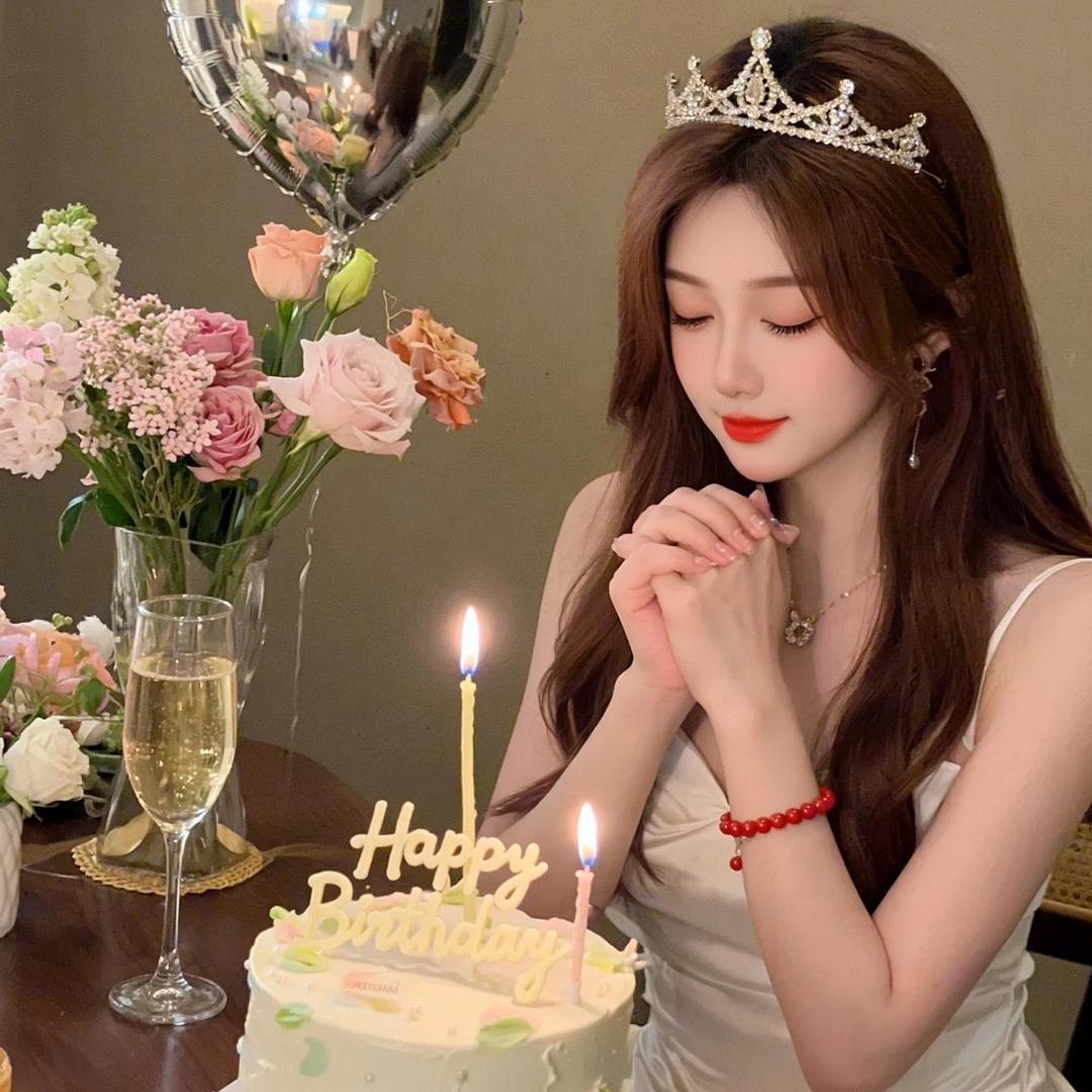 🧚‍♀️冯晨晨🤕