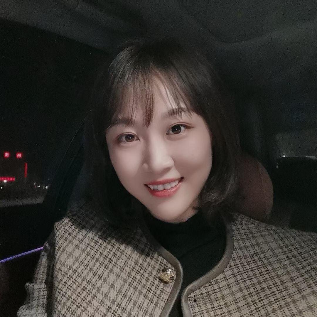 在揭阳教舞蹈的小陈老师