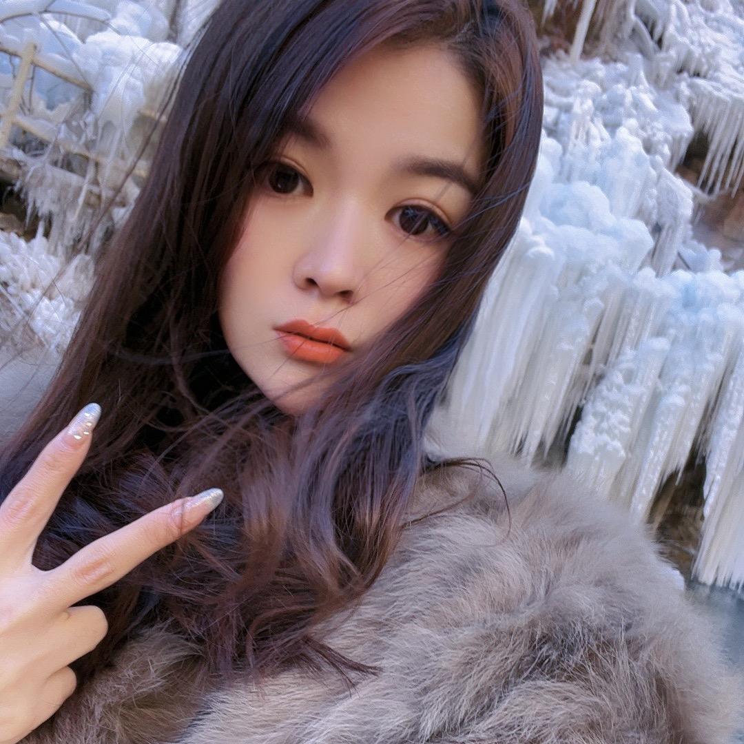 李清清