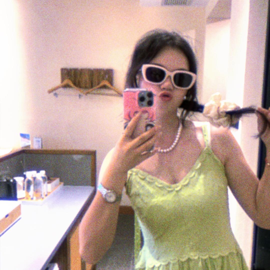 收废旧金属的小姐姐