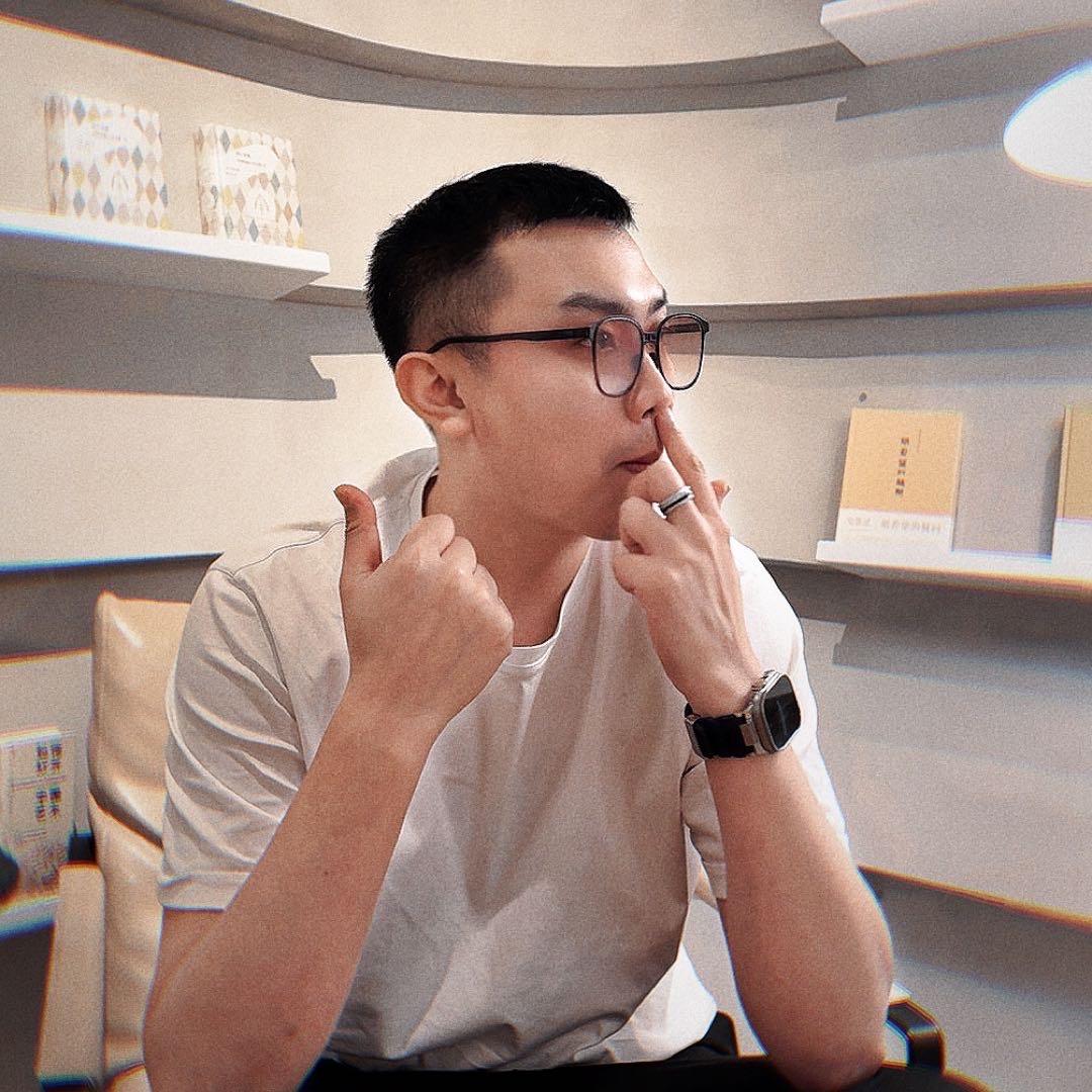 一个于老师📙