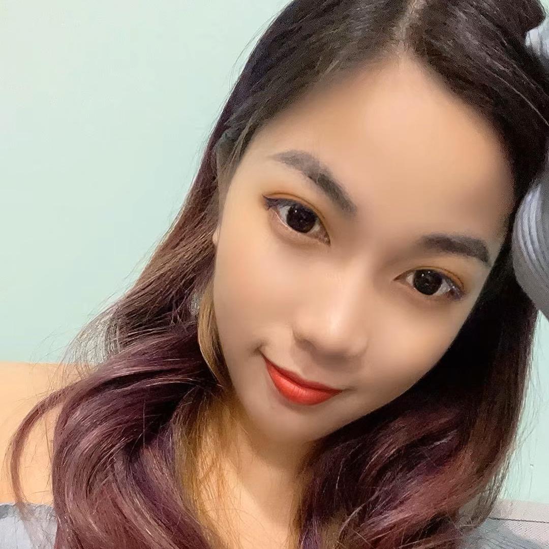 小诗子🦁