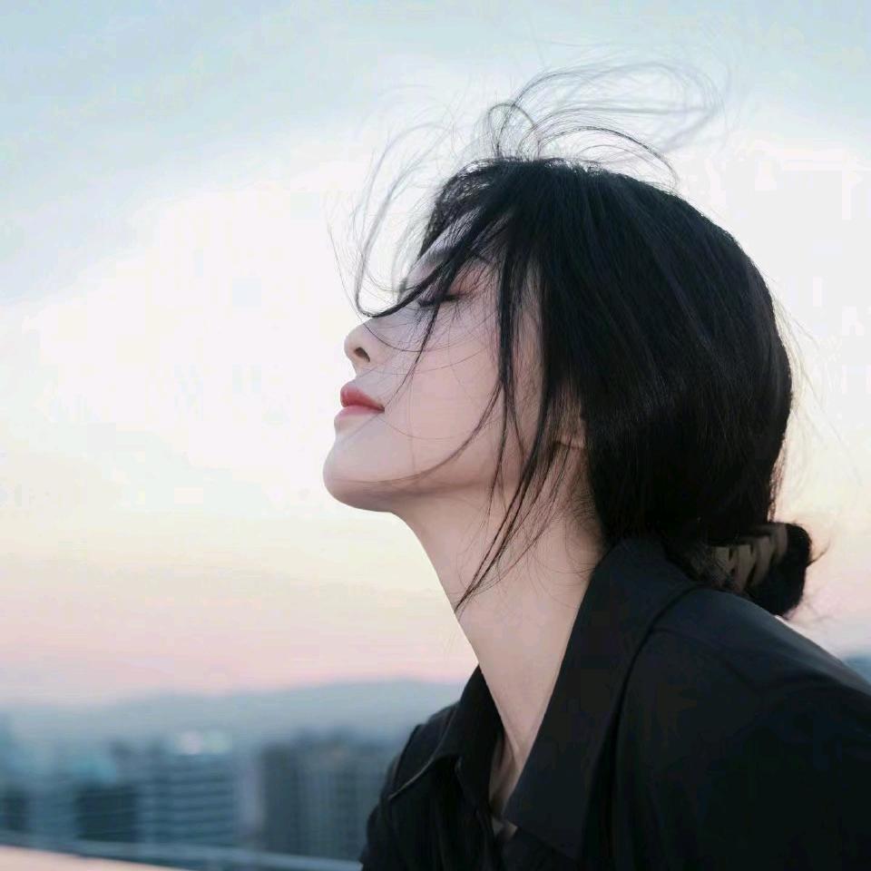 李菲