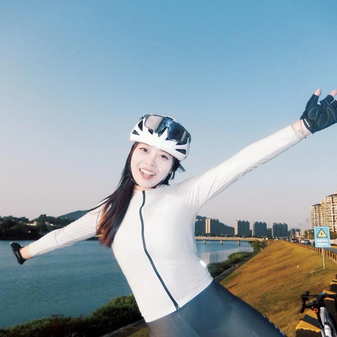 田田有梨涡