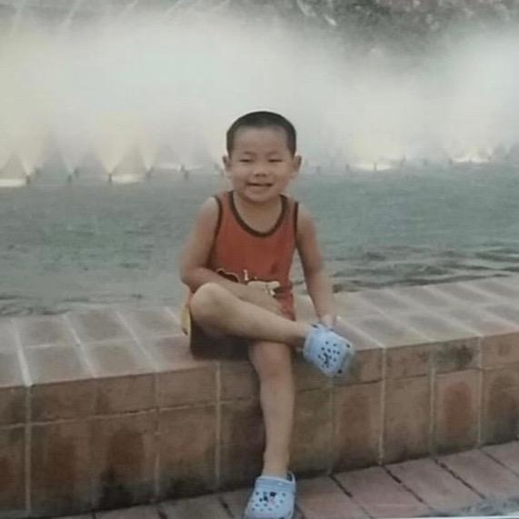 暨大周興哲