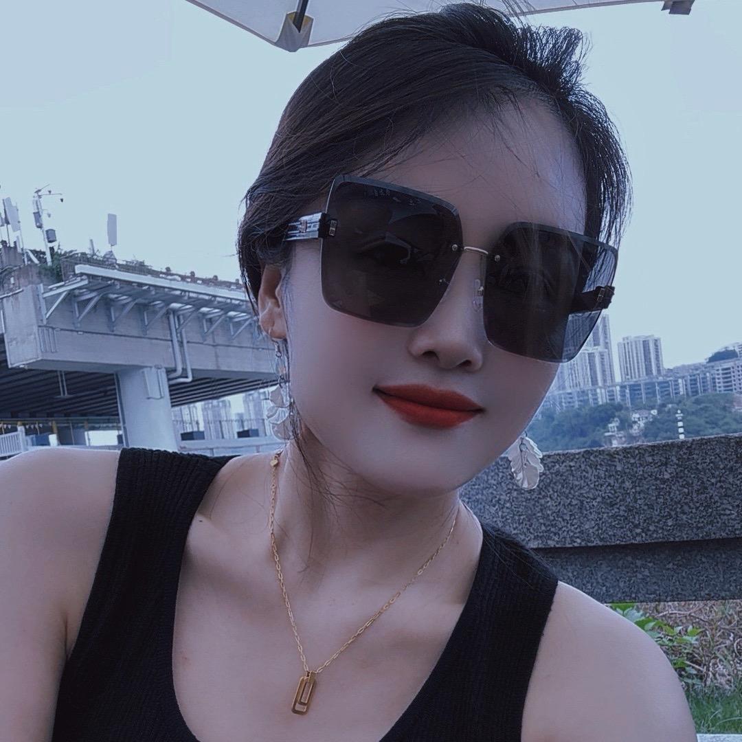 莲玺茶社《老板娘》（不要连赞）