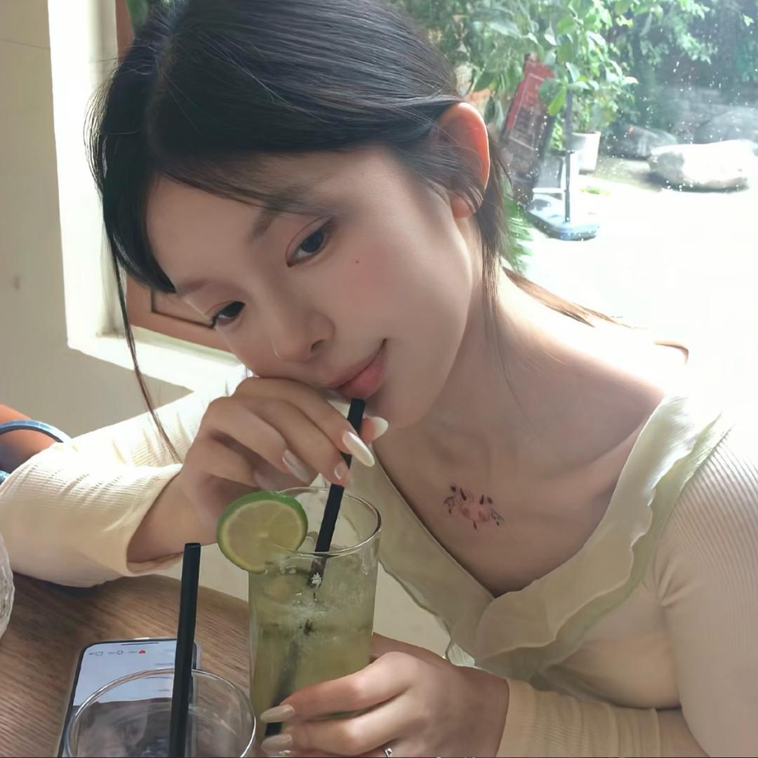 kiki^