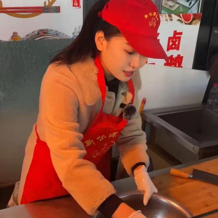 胖花卤味酱香大锅鱼