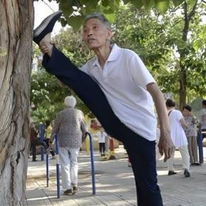 大爷爱锻炼