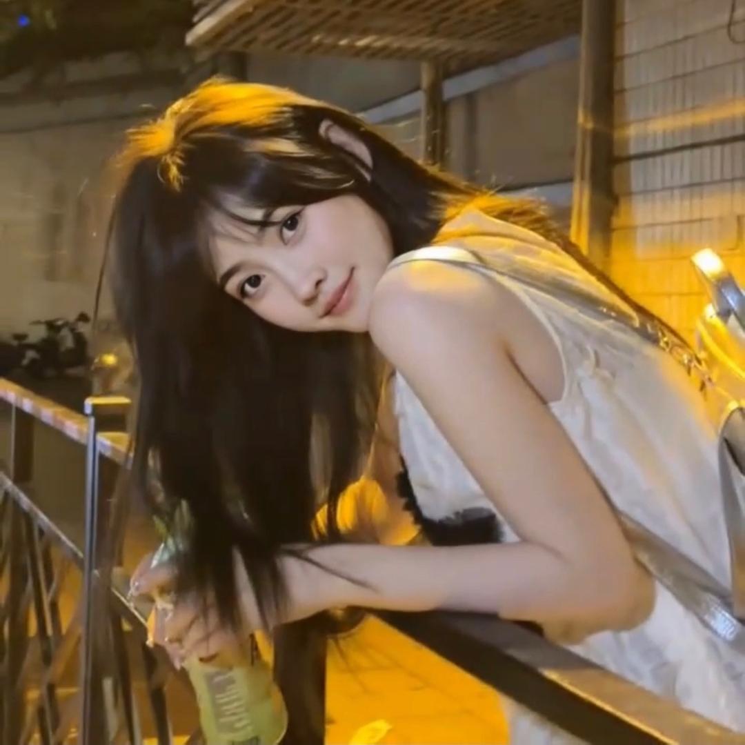 麗娜