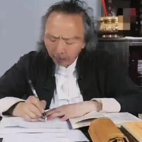 王波。