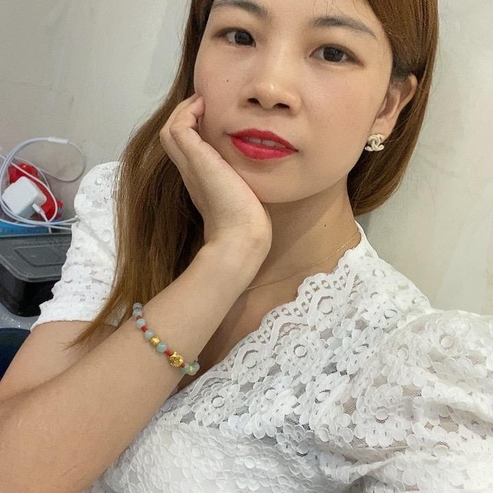 啊秀：广西南宁10年女装