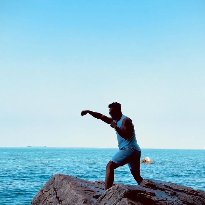 小吴教拳击十年（圣桦城艾莱游泳健身）