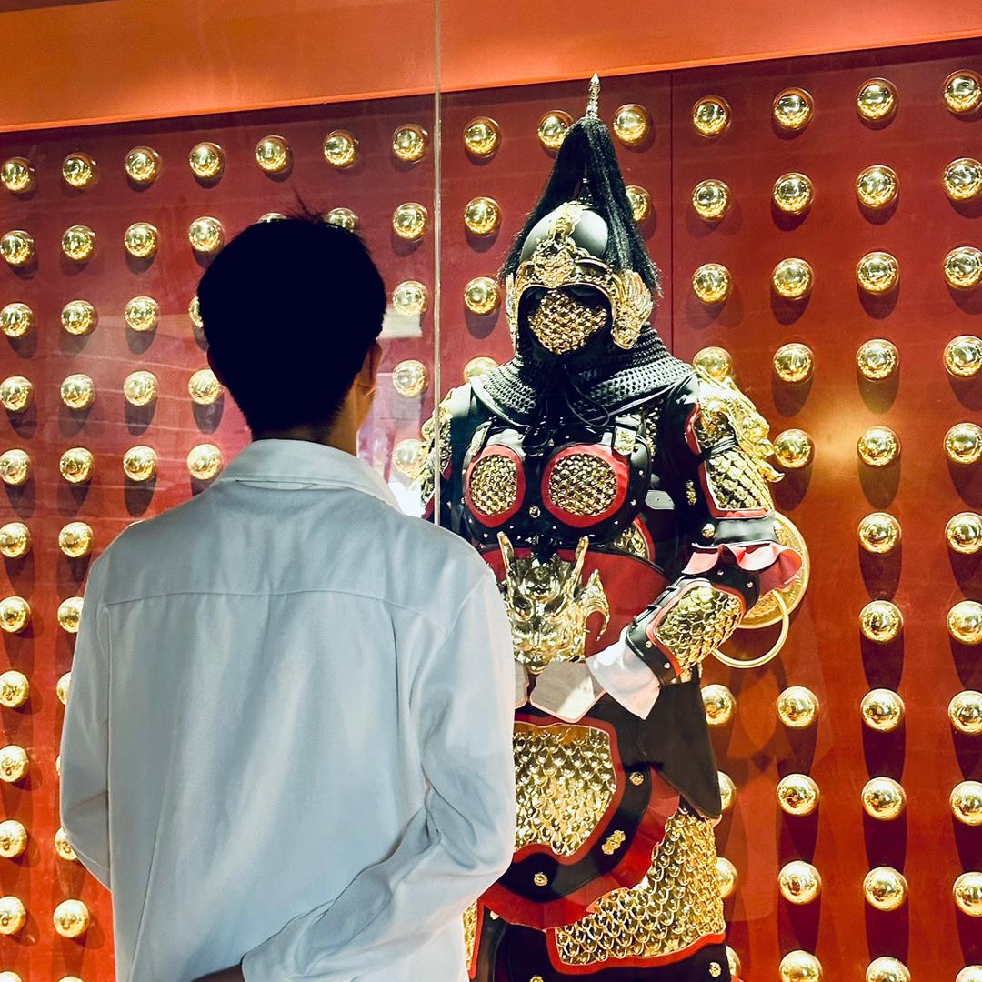 吕阿军.