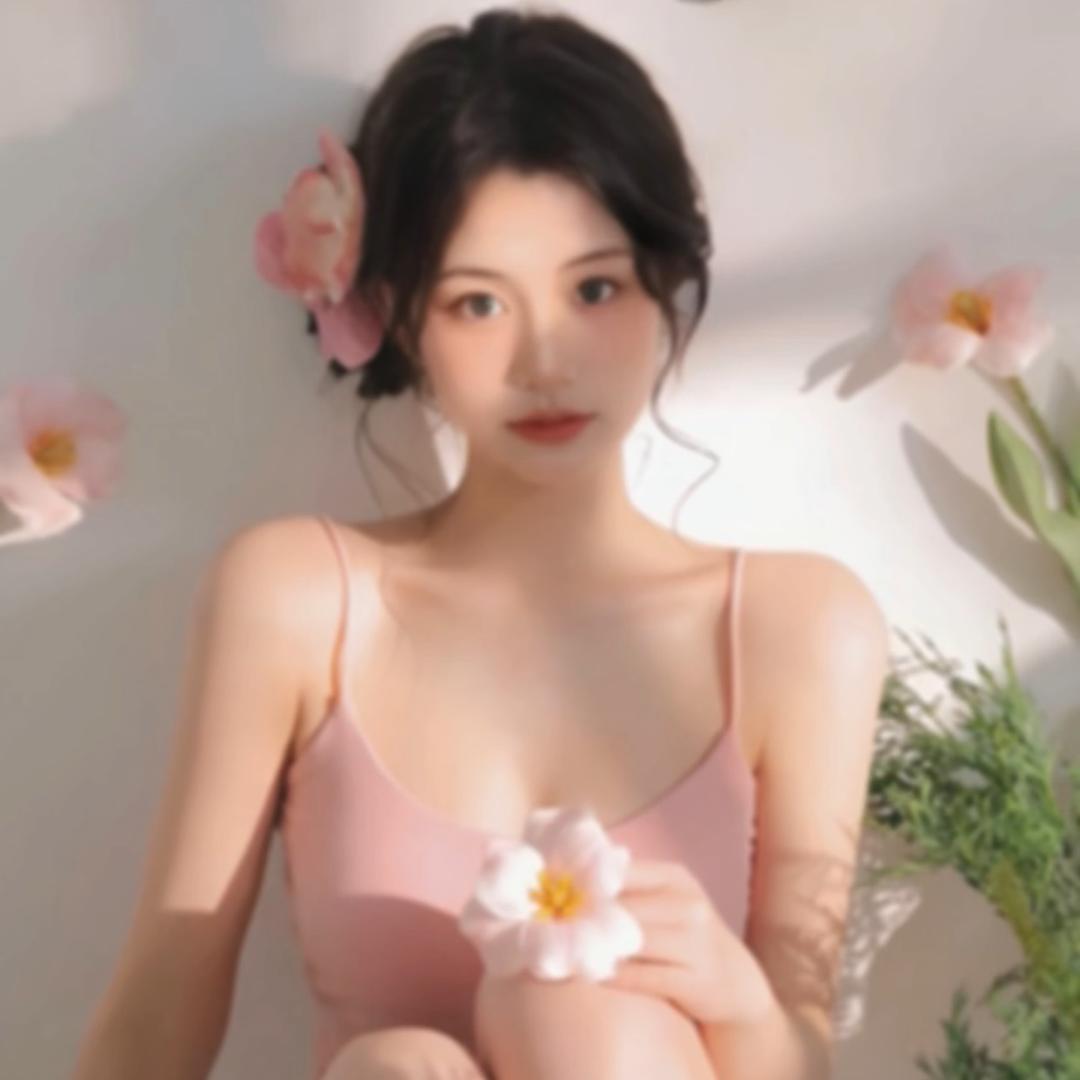 小白很白